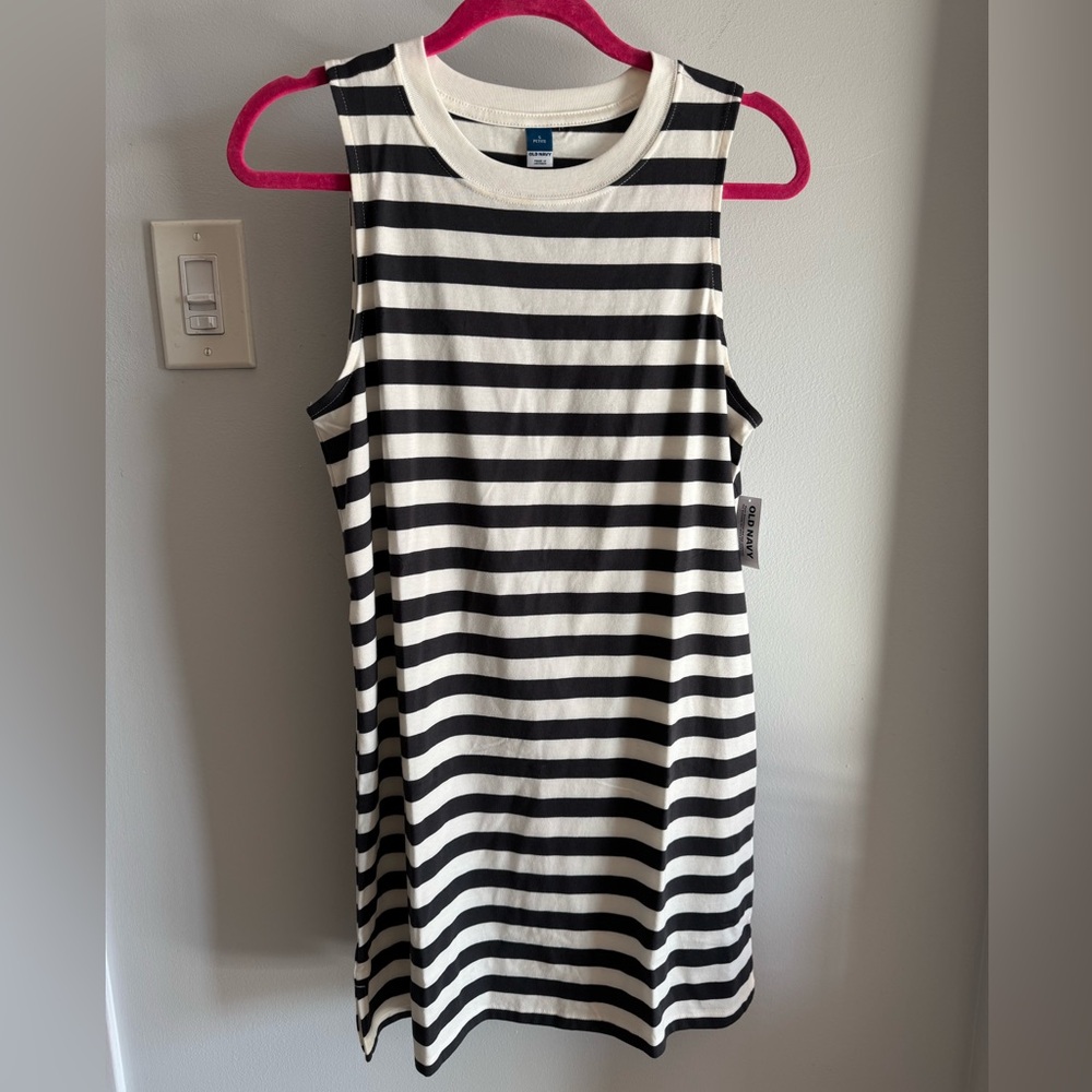 Old Navy Black & White Striped Mod Style Sleeveless Mini T-Shirt Tank Dress SM P - Picture 3 of 10